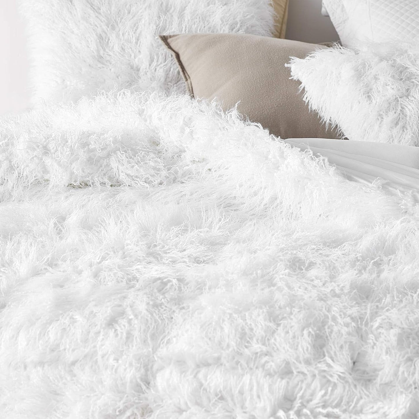 the Bare Himalayan Yeti - Coma Inducer Twin XL Comforter - Pure White