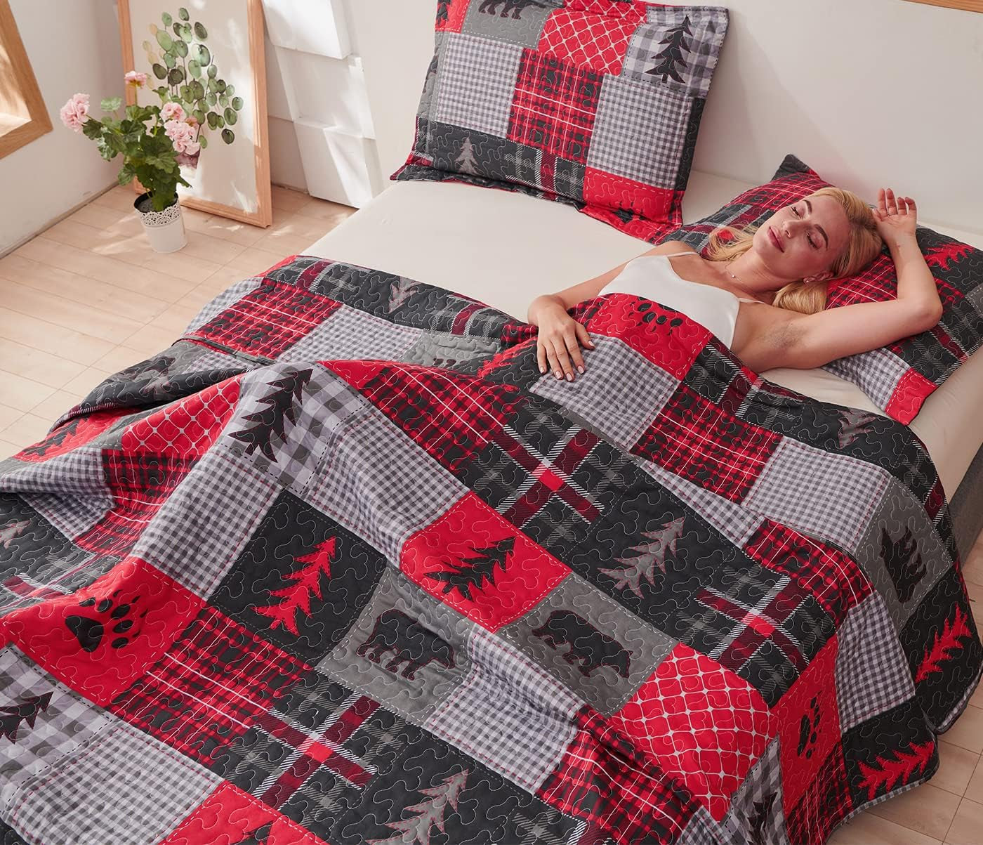 Rustic Queen Size Quilt Set - Plaid Country Patchwork Bedding, Reversible Quilts - Lightweight Bedspread