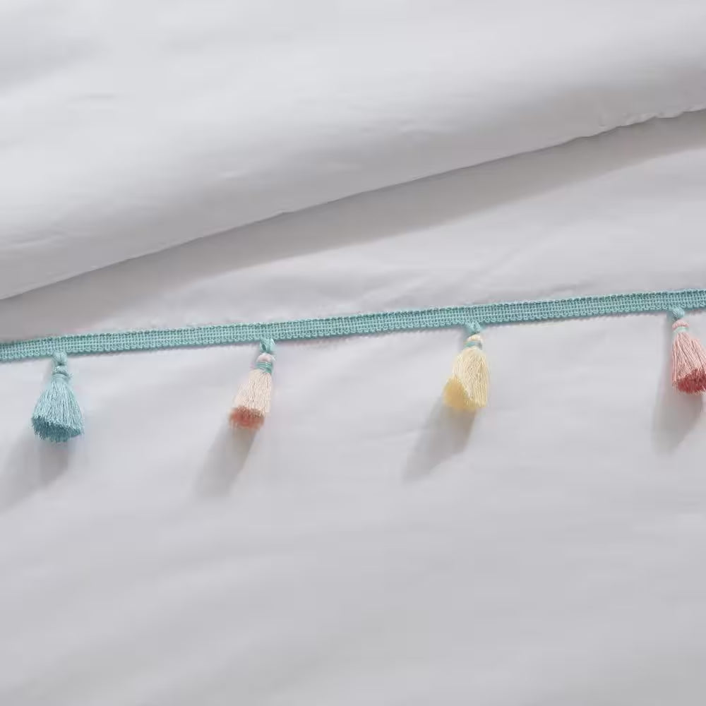 Tanya 4-Piece White Full/Queen Tassel Comforter Set