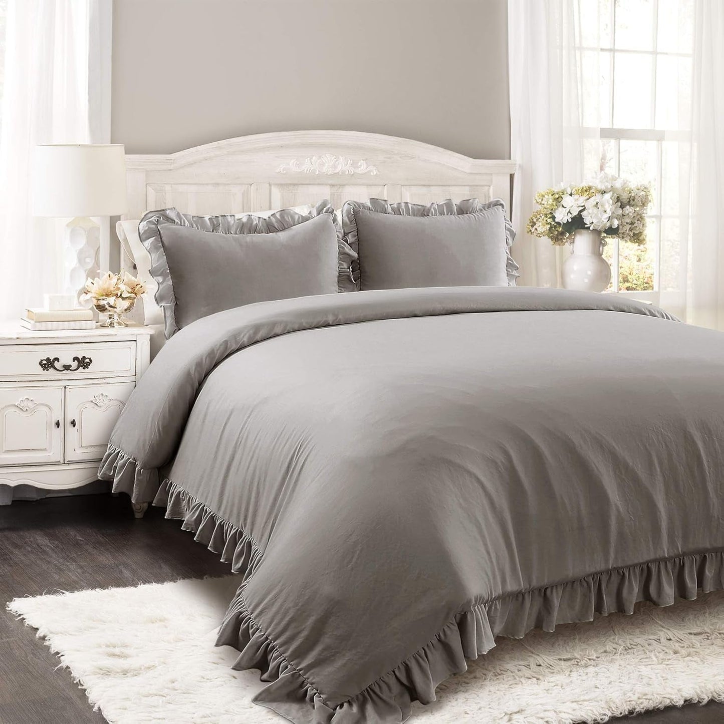 Reyna Ruffle Comforter Set - 3 Piece Cozy Ruffled Bedding Set - Timeless Elegance and Comfort for Dorm Room - Full/ Queen, Gray