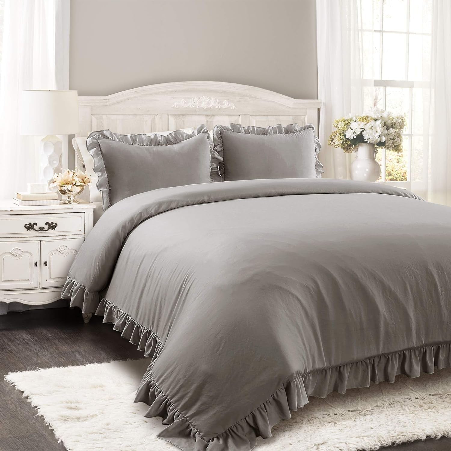 Reyna Ruffle Comforter Set - 3 Piece Cozy Ruffled Bedding Set - Timeless Elegance and Comfort for Dorm Room - Full/ Queen, Gray